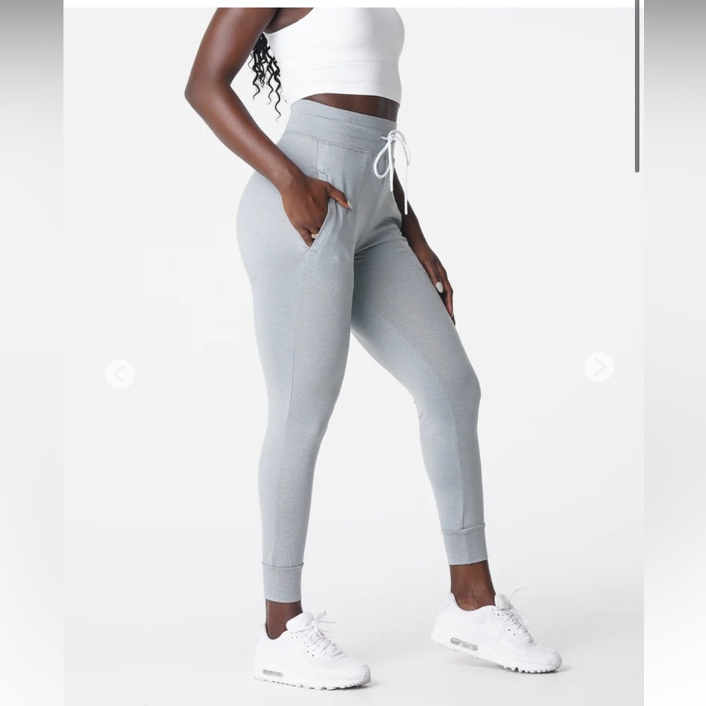 NVGTN silver mist joggers